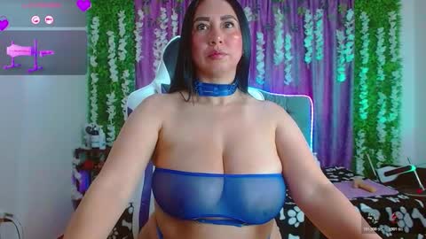 Ariana online show from 11/08/25, 05:12