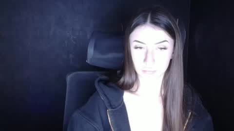 Ariana online show from 10/08/25, 06:44