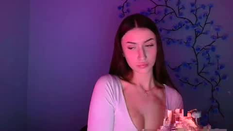 Ariana online show from 02/25/26, 12:26