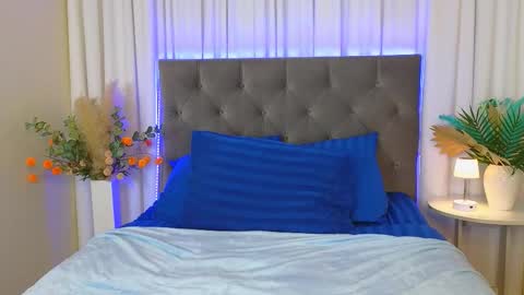 Ariana online show from 03/17/26, 12:04