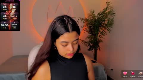 Snapshot of ariana_pierce chatting on 12/04/25, 12:25 Ariana online show from 12/04/25, 12:25