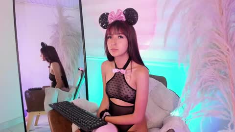 Snapshot of ariana_rosse__ chatting on 02/06/25, 01:21 Ariana  online show from 02/06/25, 01:21