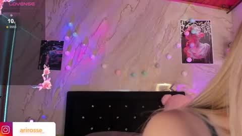 Snapshot of ariana_rosse__ chatting on 09/08/25, 04:50 Ariana  online show from 09/08/25, 04:50