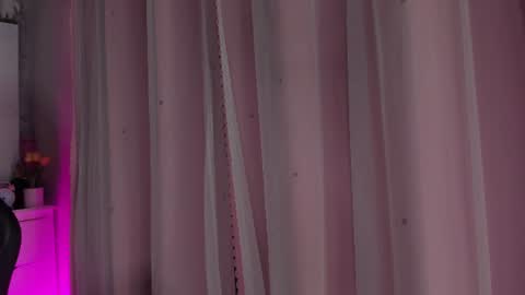 Ariana  online show from 07/11/26, 02:25
