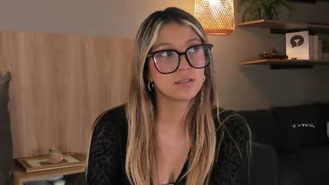 Ariana  online show from 07/25/26, 02:14