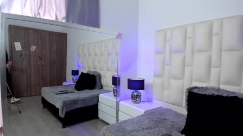  ariana  online show from 02/16/26, 05:42