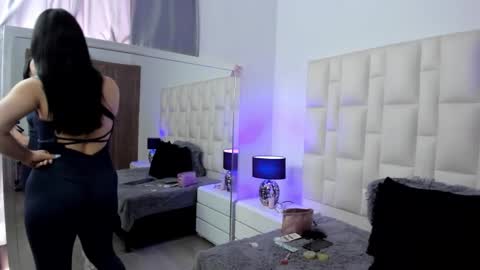  ariana  online show from 02/17/26, 04:57