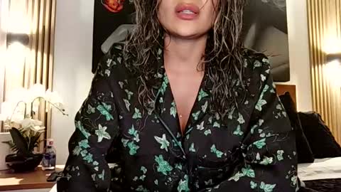 cristina online show from 05/15/26, 12:06