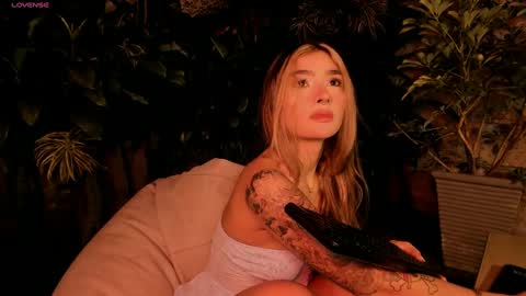 Ari online show from 09/21/25, 03:30