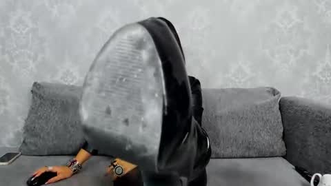 Arianaawild online show from 10/20/25, 06:19