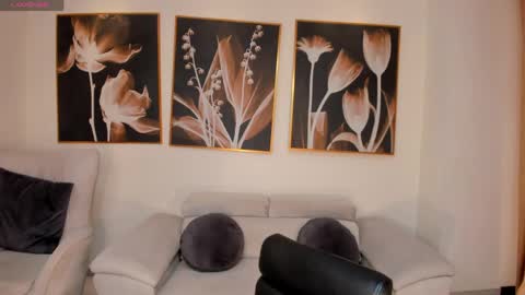 Ariana Bell online show from 04/04/26, 02:54