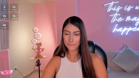 Ariana Dumont online show from 11/05/25, 11:43