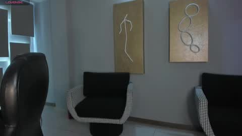 Ariana Dumont online show from 02/12/26, 11:27