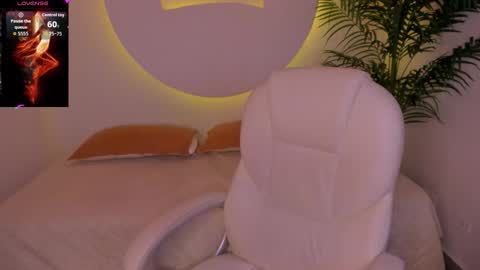 arianapierce online show from 10/10/25, 01:43