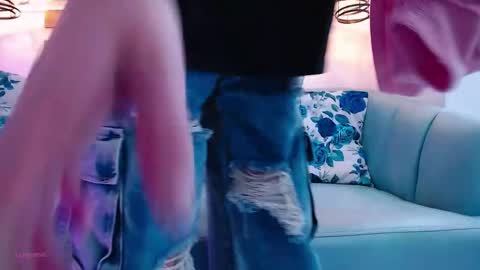 Ari  online show from 10/05/25, 12:58