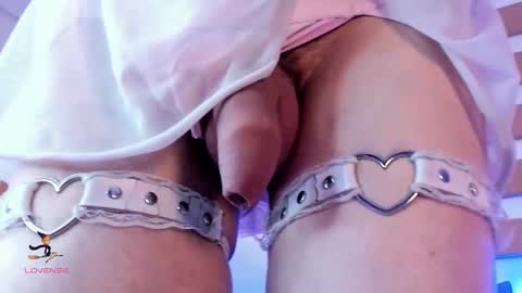 Ari  online show from 10/30/25, 01:23