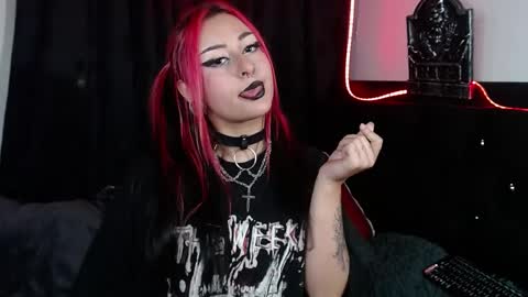 Snapshot of arianauwu666 chatting on 02/05/25, 02:08 help me 100 hands up my OF is Free online show from 02/05/25, 02:08