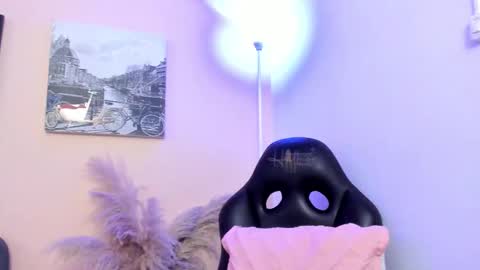 Arianavyx online show from 02/18/26, 08:05