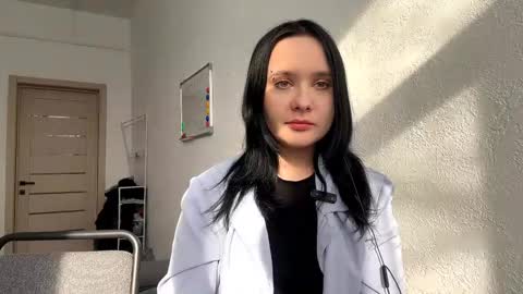 Kira online show from 03/12/26, 11:05