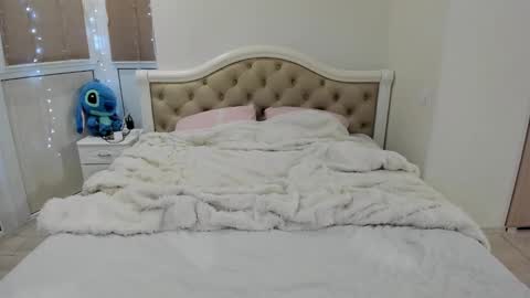 arianightx online show from 12/29/24, 08:48