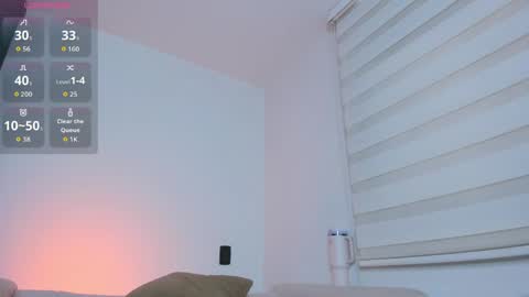 arianna_0 online show from 05/03/26, 12:00