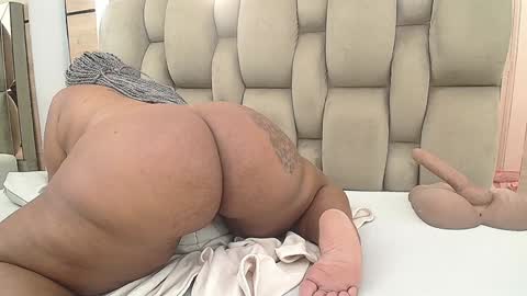 arianna pearl online show from 02/04/25, 03:15