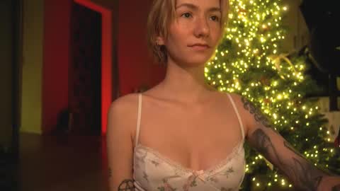 Olivka online show from 12/17/24, 05:40