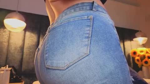 Arianna online show from 04/07/26, 07:47