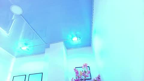 Snapshot of arianna_sweeet chatting on 06/03/26, 03:31 arianna_sweeet online show from 06/03/26, 03:31
