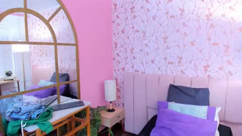 Arianna online show from 10/14/25, 12:06