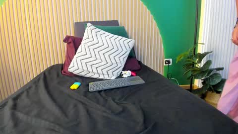 Arianna online show from 10/18/25, 07:31