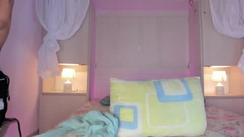ariannavega_ online show from 05/21/26, 11:39