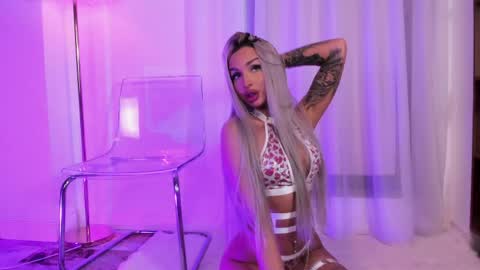 Arianna online show from 06/01/26, 05:20