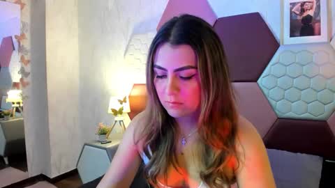 aria online show from 04/14/26, 04:13