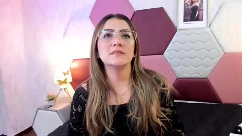 aria online show from 04/23/26, 04:53