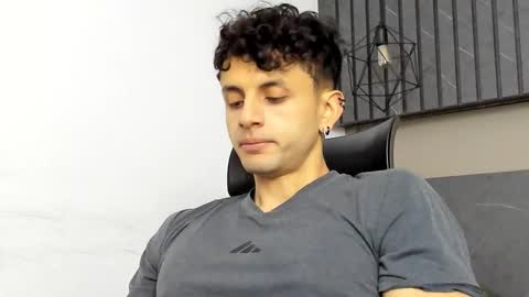 Snapshot of ariasaadeh chatting on 09/16/25, 11:55 ariasaadeh online show from 09/16/25, 11:55