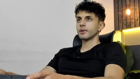 Snapshot of ariasaadeh chatting on 09/17/25, 12:07 ariasaadeh online show from 09/17/25, 12:07