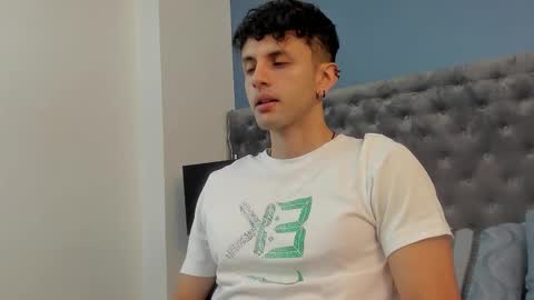 Snapshot of ariasaadeh chatting on 10/08/25, 12:14 ariasaadeh online show from 10/08/25, 12:14