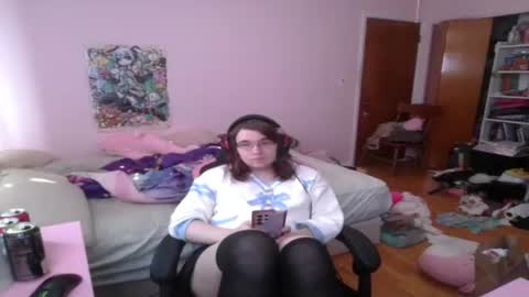 Snapshot of ariathebrat chatting on 06/19/26, 09:18 Ariathebrat online show from 06/19/26, 09:18
