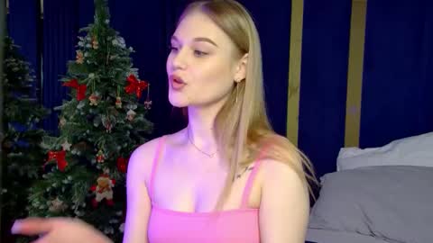 Aria online show from 12/17/25, 05:19