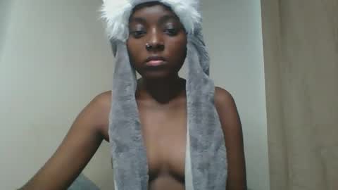 Tight pussy online show from 04/26/26, 09:18