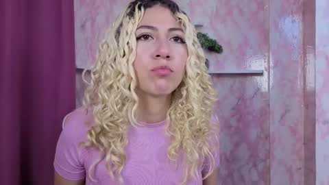 Ari Bunnie  online show from 12/22/25, 11:35