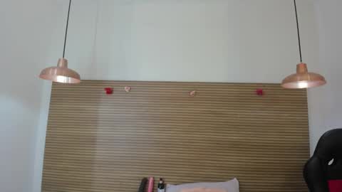 ariela__ online show from 10/19/25, 04:13