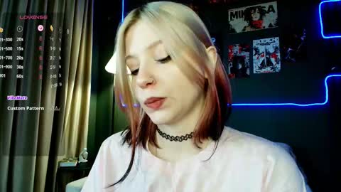 Snapshot of arielabradberry chatting on 02/03/26, 02:22 Ariel online show from 02/03/26, 02:22