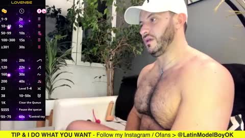 Ariel online show from 02/21/25, 04:51