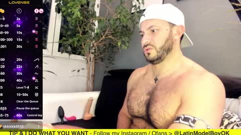 Ariel online show from 02/25/25, 03:20