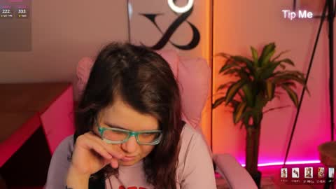 Ariell Mini online show from 04/10/26, 07:13