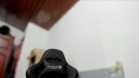 Stephany  online show from 04/20/26, 02:47