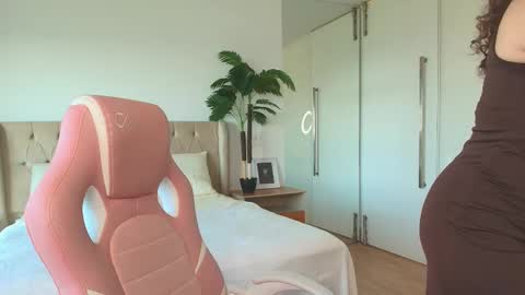 Ariella GTM3  Tue Wed Thu Fri Sat  0400 am-1030pm online show from 02/15/26, 07:21