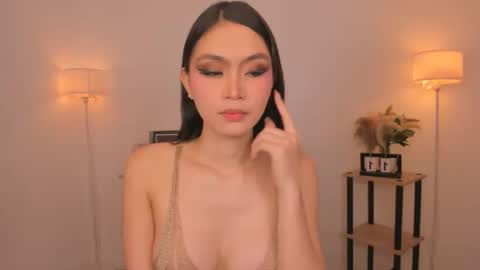 MIRA GREYSON online show from 03/26/26, 11:27